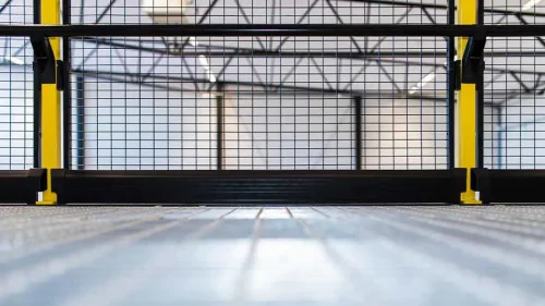axelent fall protection with panel frontview