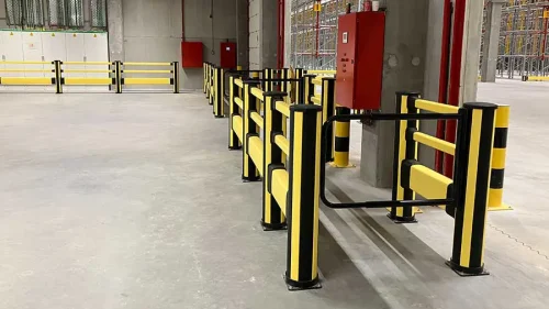 axelent pedestrian barriers with gate